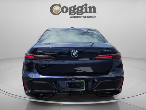 New 2026 BMW 760i xDrive w/ Executive Package AWD/4WD image 4