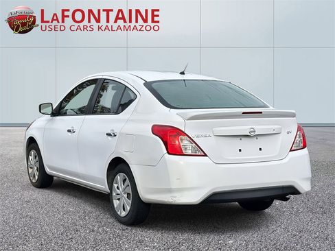 Used 2018 Nissan Versa SV image 6