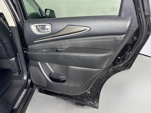 Used 2019 INFINITI QX60 Pure image 28