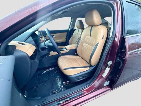 Used 2021 Nissan Sentra SV w/ SV Premium Package FWD image 20