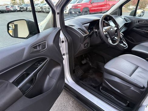 Used 2017 Ford Transit Connect XL image 18