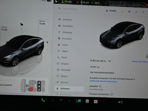 Used 2023 Tesla Model Y Long Range image 28
