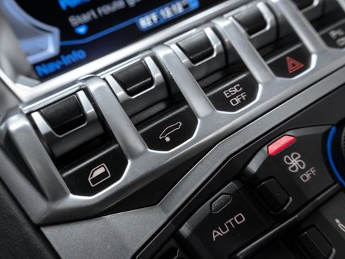 Used 2015 Lamborghini Aventador LP 700-4 image 65