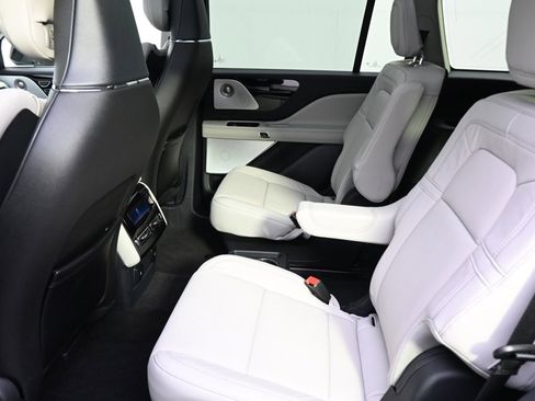 New 2025 Lincoln Aviator Reserve w/ Equipment Group 201A image 21