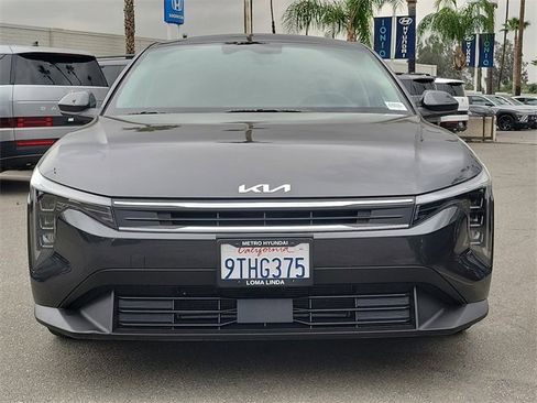 Used 2025 Kia K4 LXS image 27