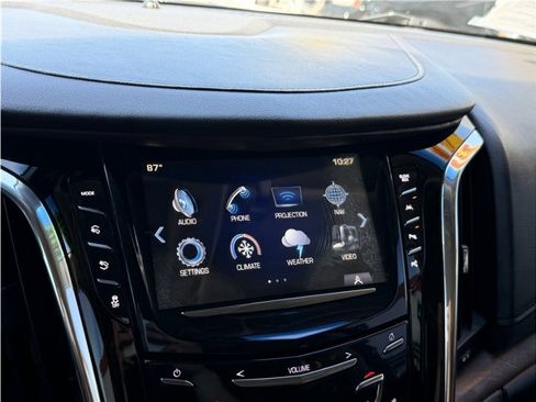 Used 2018 Cadillac Escalade Premium Luxury AWD/4WD image 49