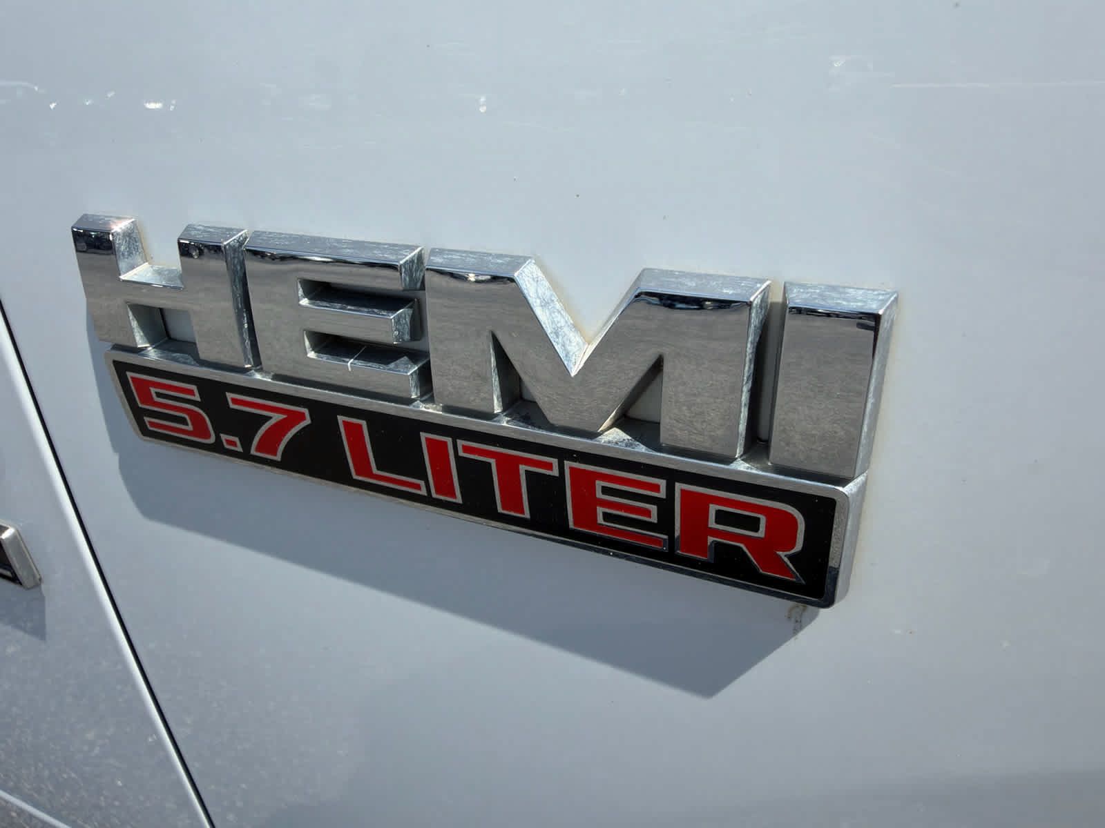 Used 2019 RAM 1500 Classic SLT w/ Protection Group AWD/4WD image 28