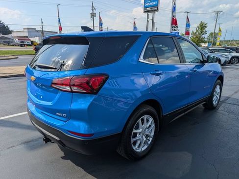 Used 2024 Chevrolet Equinox LT w/ LPO, Floor Liner Package AWD/4WD image 5