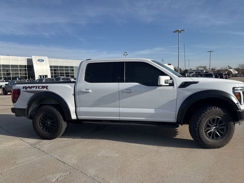 Used 2025 Ford F150 Raptor image 2