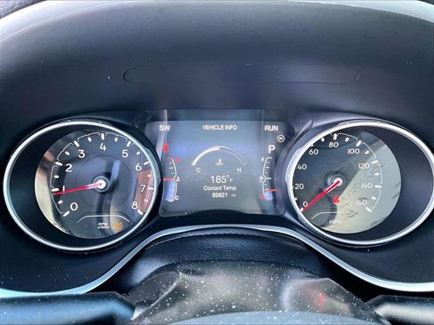 Used 2018 Jeep Compass Latitude w/ Popular Equipment Group image 18