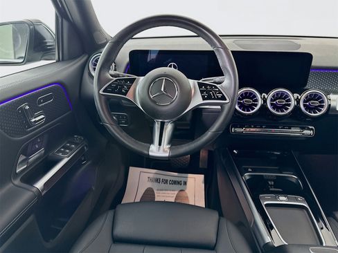 Certified 2025 Mercedes-Benz GLB 250 4MATIC image 23