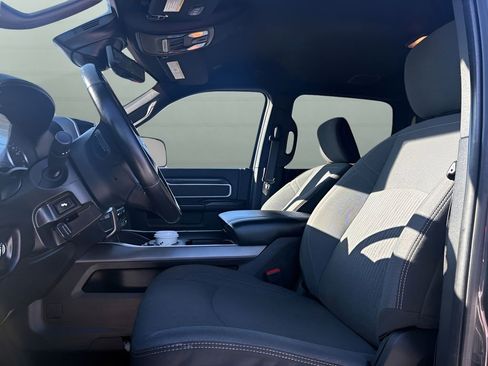 Used 2021 RAM 2500 Big Horn w/ Level B Equipment Group image 9