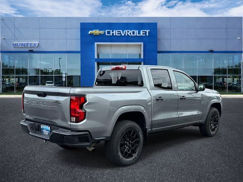 Used 2023 Chevrolet Colorado W/T RWD image 6