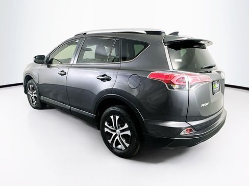 Used 2016 Toyota RAV4 LE FWD image 5