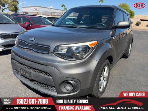 Used 2017 Kia Soul FWD image 16