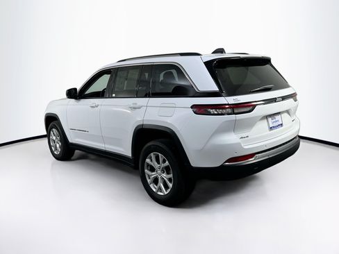 Used 2023 Jeep Grand Cherokee Limited AWD/4WD image 7