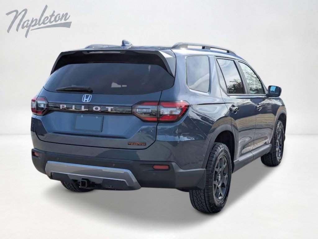 New 2026 Honda Pilot TrailSport image 6