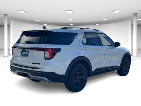 Used 2026 Ford Explorer Tremor w/ Tremor Ultimate Package AWD/4WD image 4