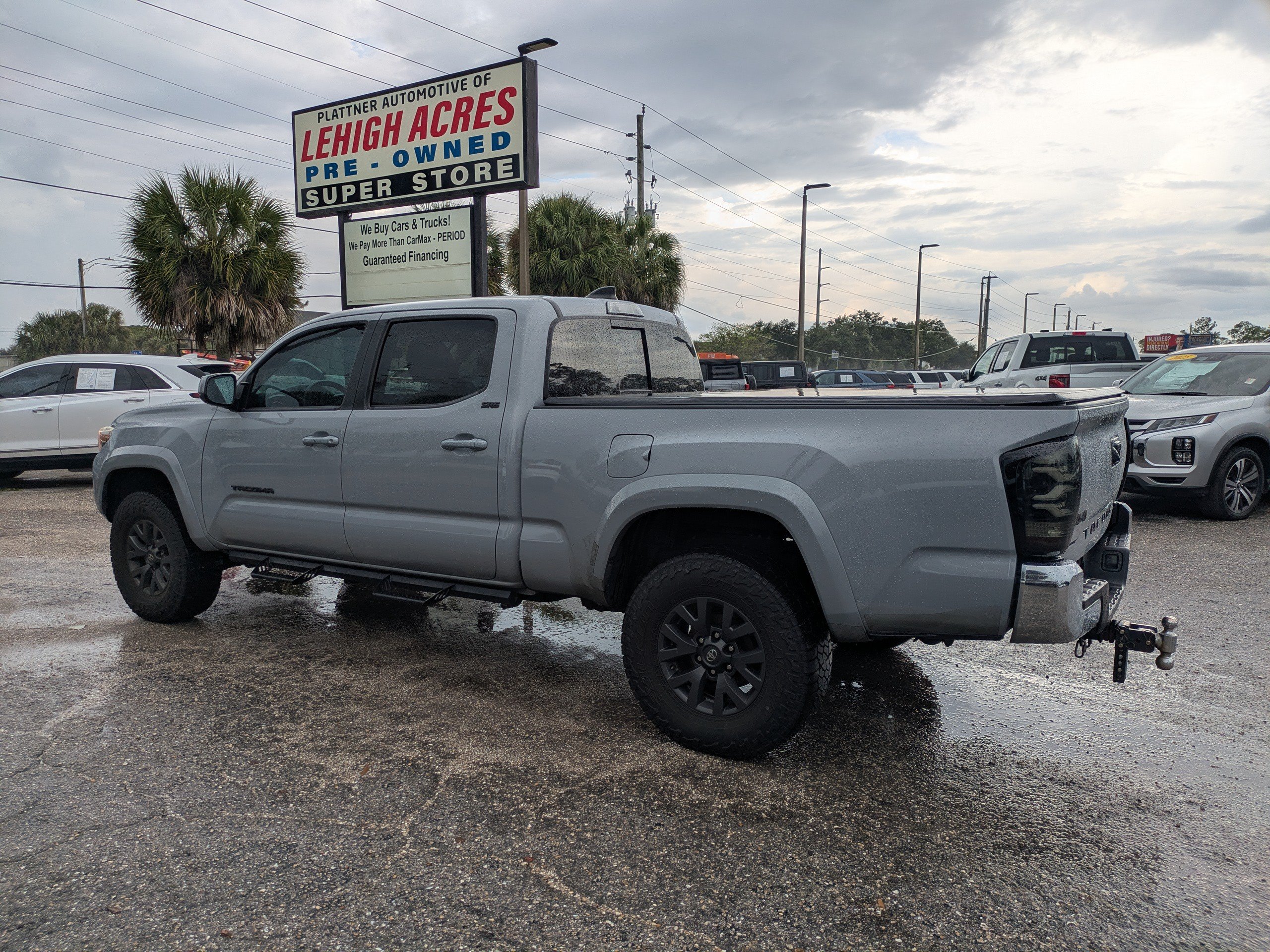 Used 2021 Toyota Tacoma SR5 AWD/4WD image 6