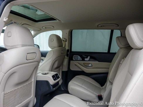 Used 2020 Mercedes-Benz GLS 450 4MATIC image 15