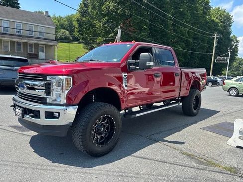 Used 2019 Ford F250 XLT w/ XLT Value Package AWD/4WD image 3