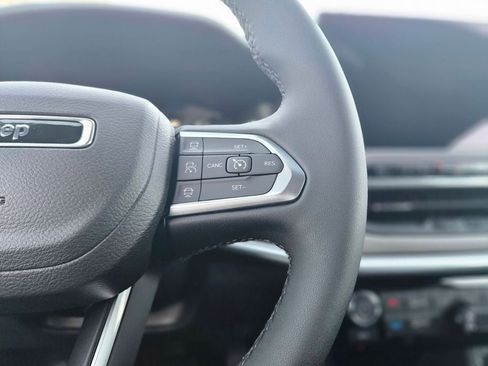 New 2026 Jeep Compass Limited image 24