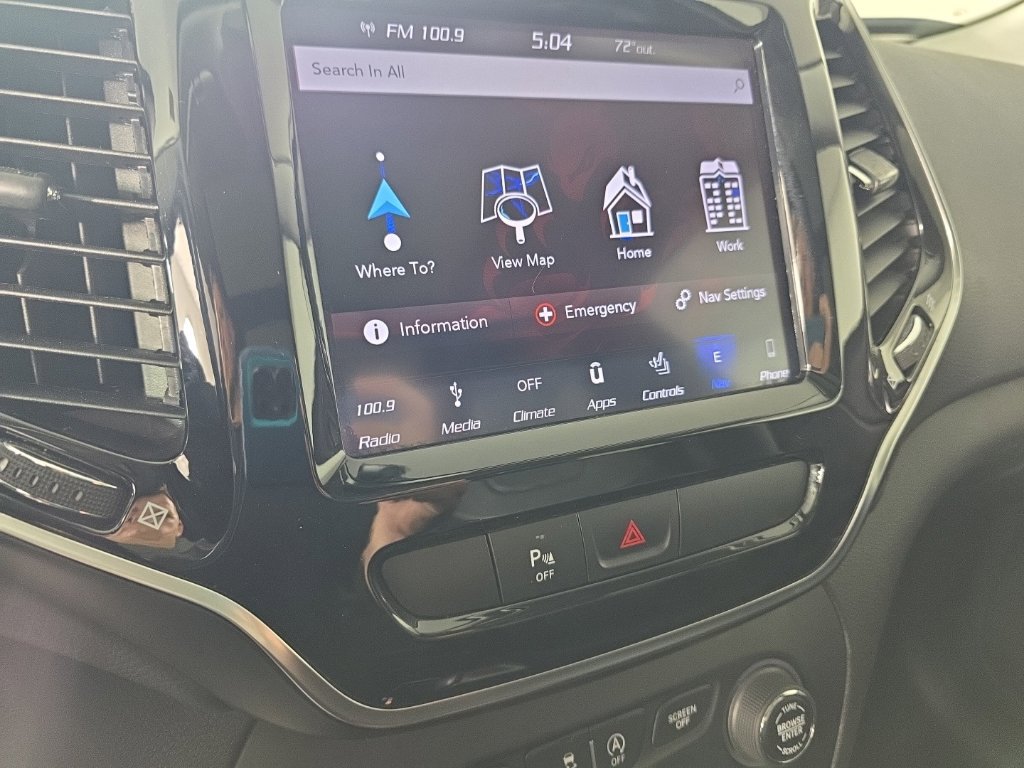 Used 2019 Jeep Cherokee Limited AWD/4WD image 18