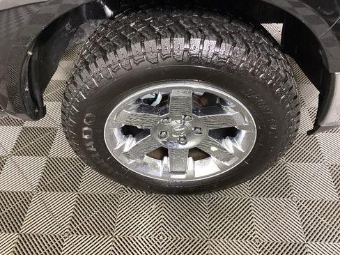 Used 2012 RAM 1500 Laramie image 7