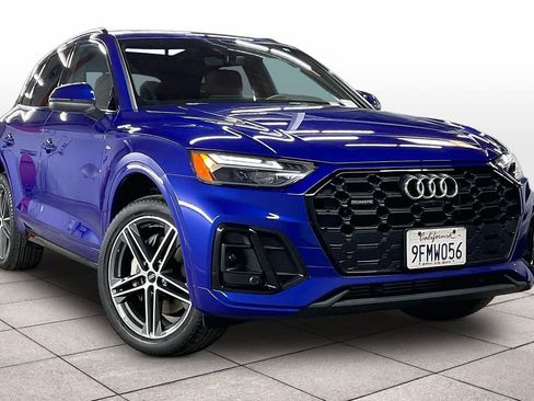 Used 2023 Audi Q5 e Premium Plus w/ Premium Plus Package image 2