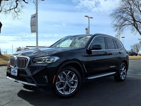 Used 2023 BMW X3 xDrive30i w/ Convenience Package image 3