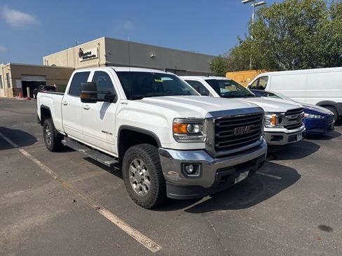 Used 2016 GMC Sierra 2500 SLE image 2