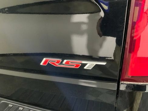 Used 2019 Chevrolet Silverado 1500 RST AWD/4WD image 15