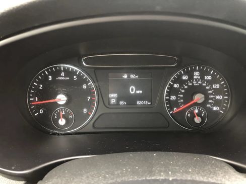 Used 2019 Kia Sorento AWD V6 image 24