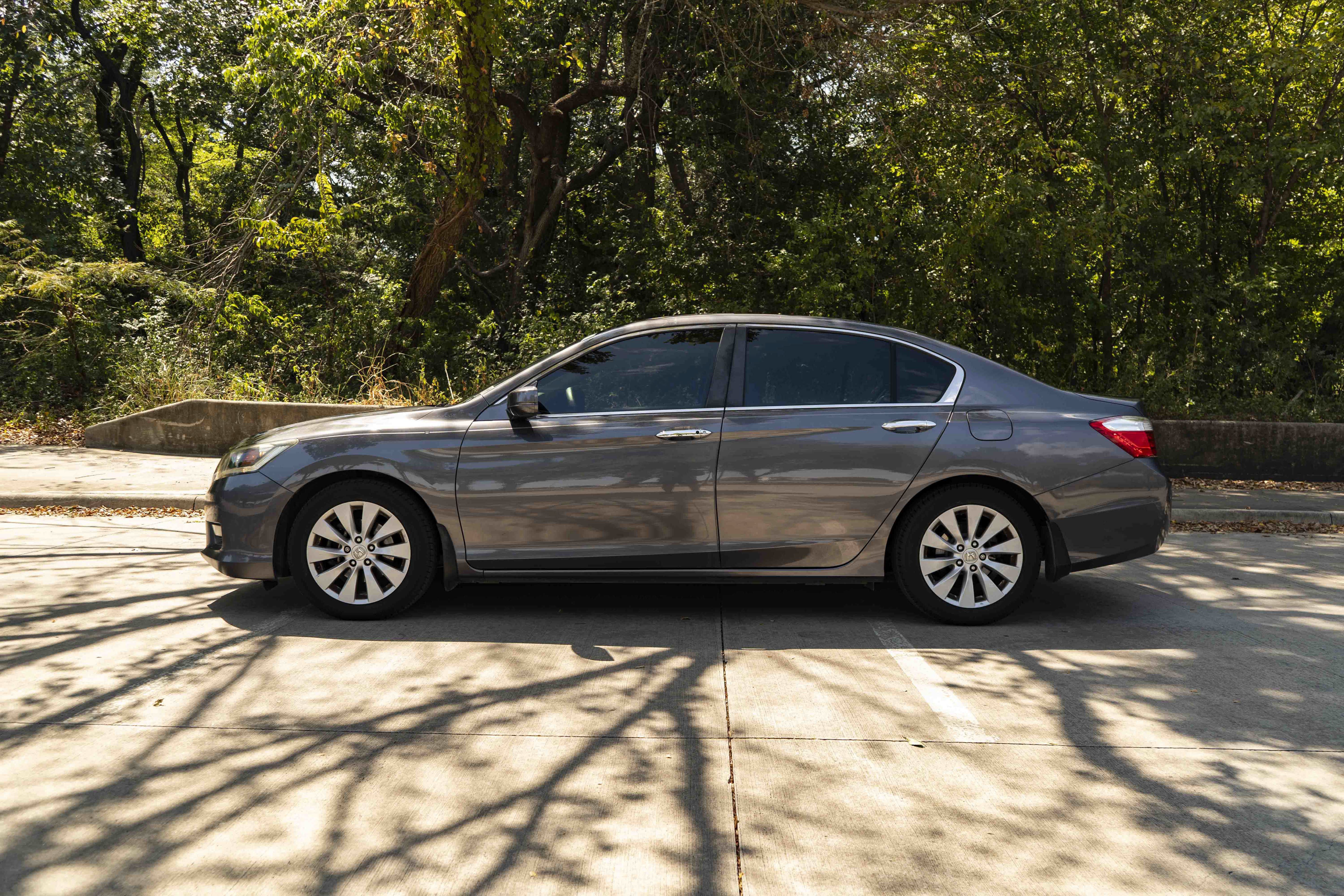Used 2015 Honda Accord EX-L image 6