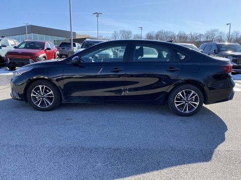 Used 2024 Kia Forte LXS image 4