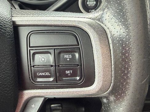 Used 2022 RAM 3500 Tradesman w/ Chrome Appearance Group AWD/4WD image 15