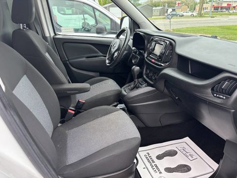 Used 2017 RAM ProMaster City Tradesman w/ Rear Back-up Camera Group FWD image 8