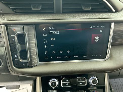 Used 2023 GMC Yukon Denali image 14