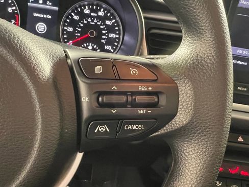 Used 2023 Kia Rio S w/ Technology Package image 32