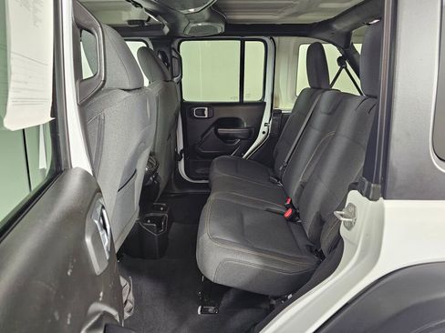 Used 2024 Jeep Wrangler Sport S image 32