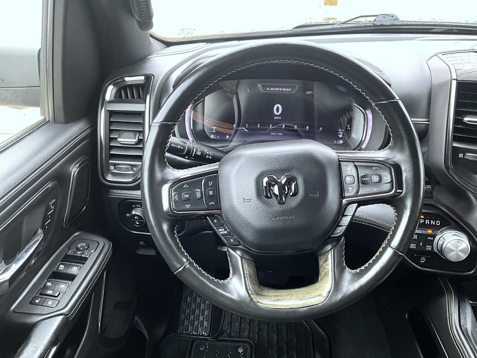 Used 2025 RAM 1500 Limited AWD/4WD image 12