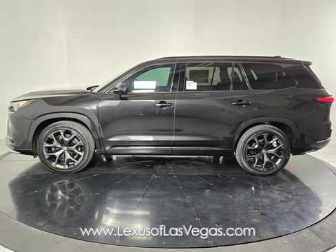 New 2026 Lexus TX 500h AWD image 7