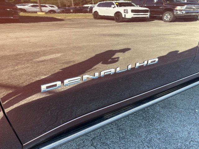 Used 2024 GMC Sierra 3500 Denali Ultimate AWD/4WD image 10