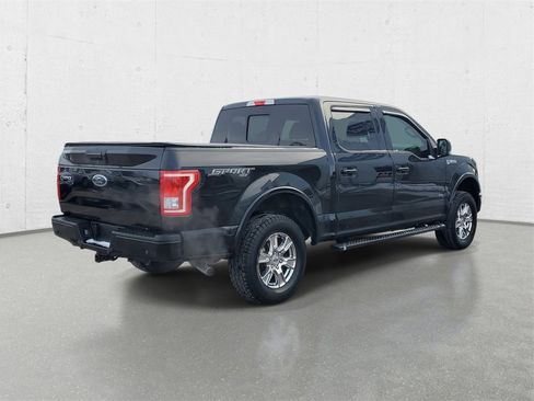 Used 2017 Ford F150 XLT w/ Equipment Group 302A Luxury image 7