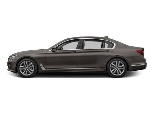Used 2016 BMW 750i xDrive image 3