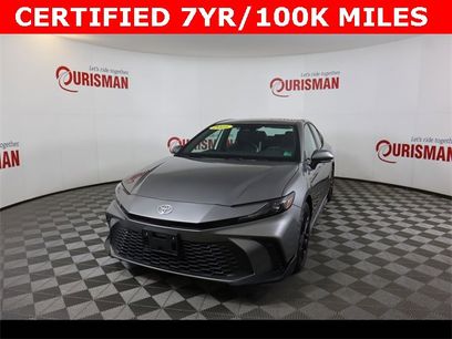 Used 2025 Toyota Camry SE w/ Convenience Package