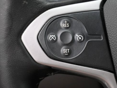 Used 2022 Chevrolet Colorado LT w/ LT Convenience Package image 18