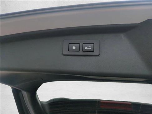 Certified 2025 Subaru Outback Onyx Edition image 7