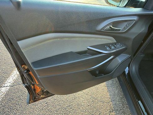 New 2026 Chevrolet Trax ACTIV w/ Sunroof Package FWD image 14
