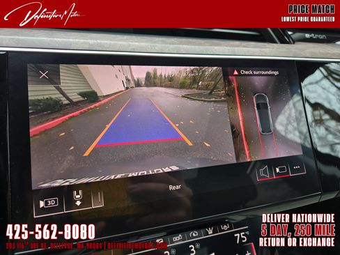 Used 2019 Audi e-tron Prestige w/ Prestige Package image 38